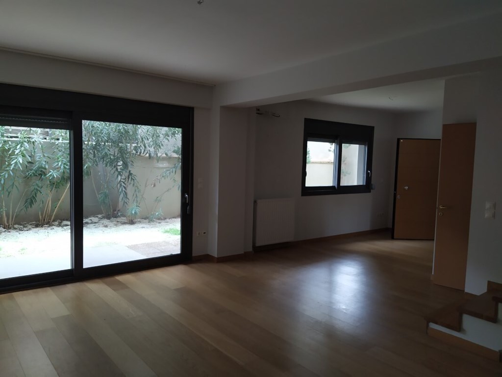 4+1 for sale Maisonette in Thessaloniki