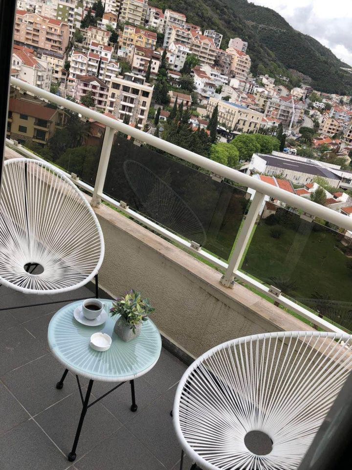 49m2 1+1 FLAT FOR SALE in Budva, Montenegro