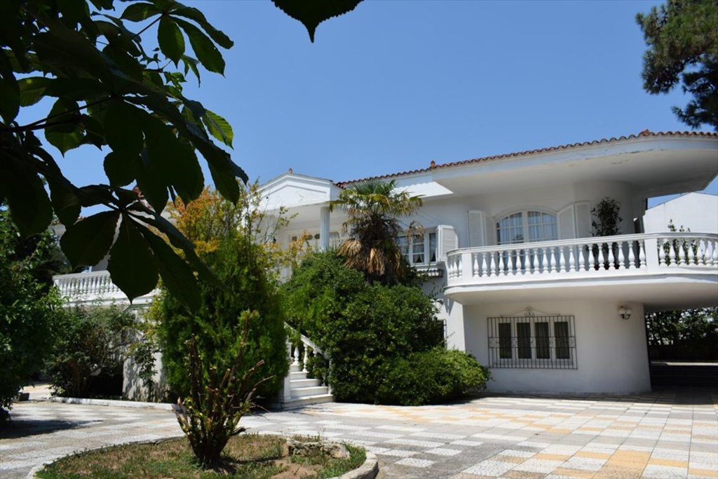 6+1 for sale Detached house in Thessaloniki