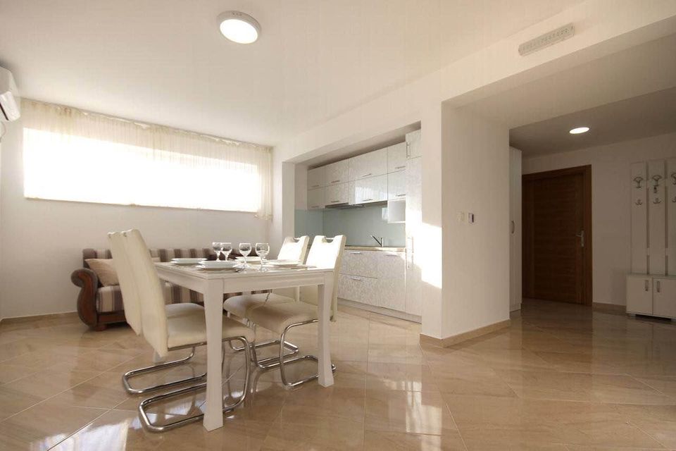 60m2 1+1 FLAT FOR SALE in Budva, Montenegro