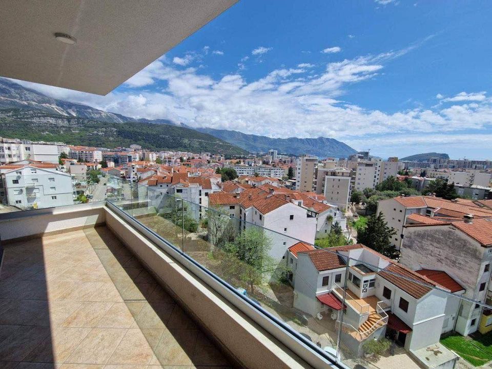 70m2 2+1 Flat for Sale in Budva, Montenegro