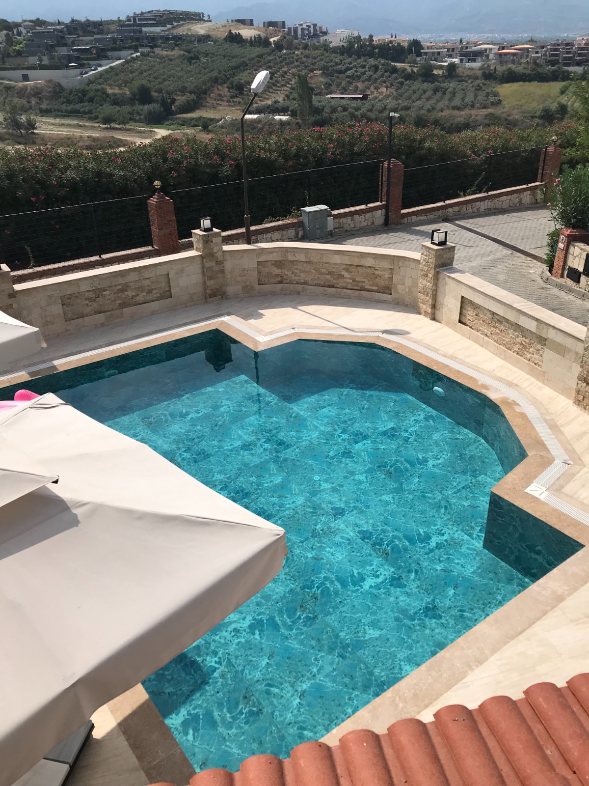 Furnished Stone Villa with Private Pool on 590 m2 Plot in Kuşadası Soğucak