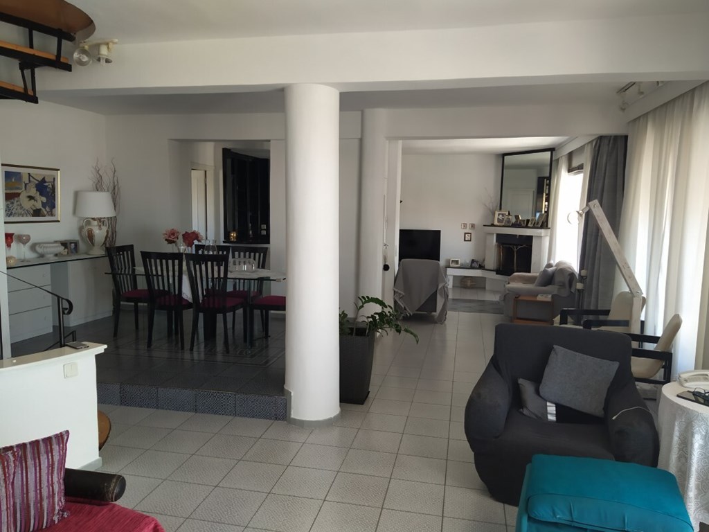 4+1 for sale Duplex in Thessaloniki